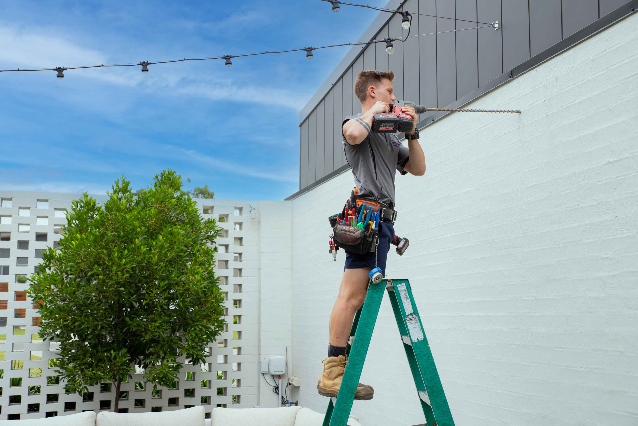 commercial electrical maintenance work